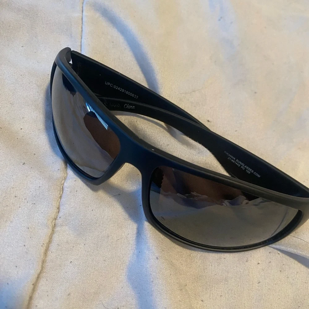Piranha Black Aviator Sunglasses with Hard Case